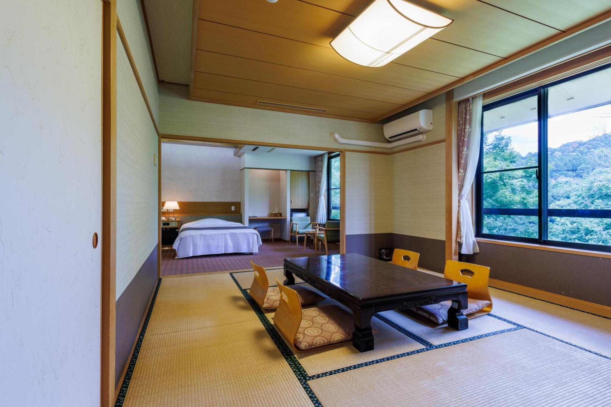 Okutamaji Hotel Ome Luaran gambar